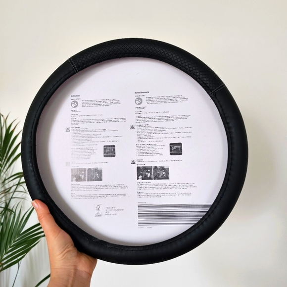 Steering Wheel Cover Auto XS Car Accessories Durable Quality Fits Most Cars SUVS - Picture 2 of 9